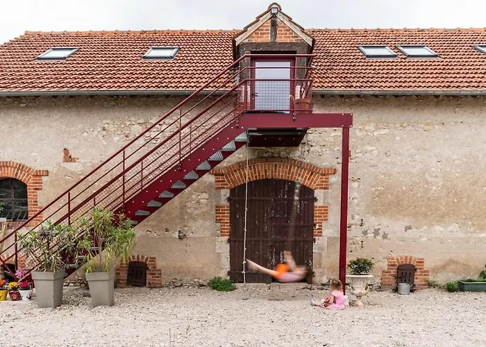 Villenouan Domaine Et Gites